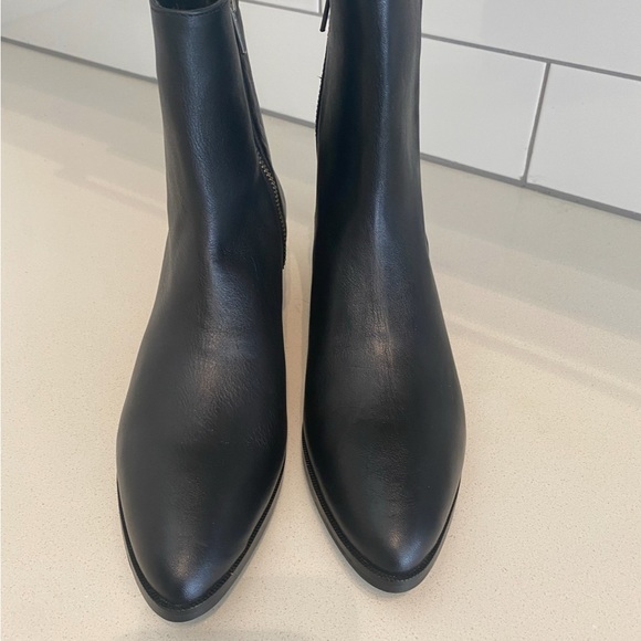 Modern Vice Santa Monica black leather ankle boots. Never been worn. - Picture 3 of 7